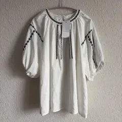 新品 タグ付き ELENCARE DUE 刺繍 ブラウス ホワイト 五分袖
