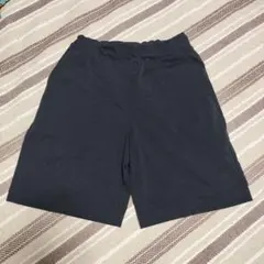 UNIQLO ブラック ハーフパンツ 140