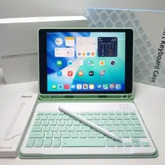 iPad 第10世代 10.9インチ 256GB Keyboard タッチペン - メルカリ