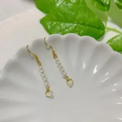 パール　揺れる　ハンドメイドピアス♡NO.183