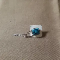 【即日対応可能】天然石 ピンバッチ フラワーホール スーツ