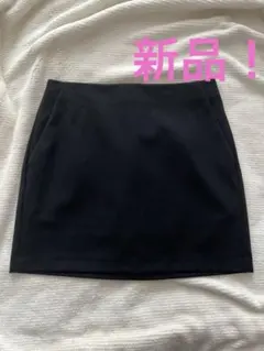 ユニクロ UNIQLO ミニ スコート 黒