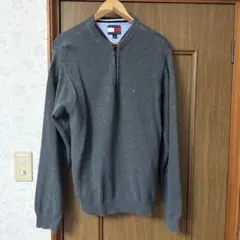 TOMMY HILFIGER グレー ジッパー付きセーター Mサイズのサムネイル