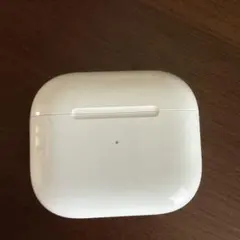 Apple AirPods第三世代ケース　MagSafe機能付き