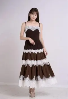 新品】Herlipto Isa Tiered Lace Cami Dress - メルカリ
