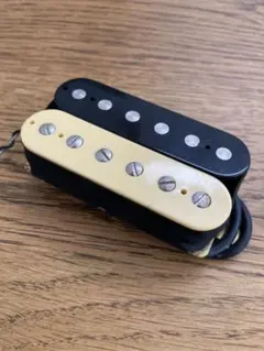 Item thumbnail for item 15a2f921-566b-435b-a56f-4633969b262a