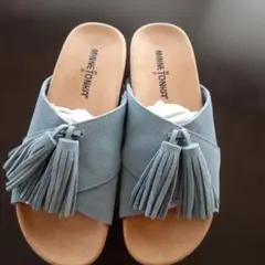 MINNETONKA　サンダル　サイズ5のサムネイル