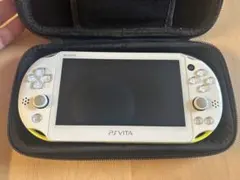 PS Vita PCH-2000ライムグリーン32GBメモリーカード付き