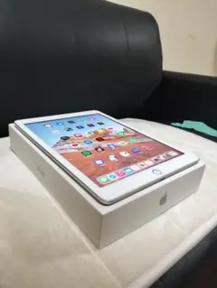 Apple iPad 第5世代 32GB シルバーWi-Fi美品バッテリー93% - メルカリ