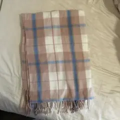 ピンクチェック柄マフラー