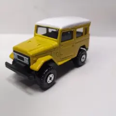 マジョレット製トヨタ・ランドクルーザーFJ40 イエロー ホワイト