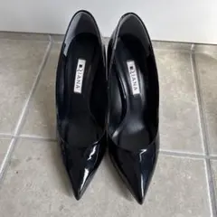 ダイアナ　エナメル　パンプス　23.5