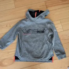 PUMA フード付き グレー トレーナー
