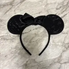 【新品】ミッキー耳 カチューシャ 黒 レースリボン付き