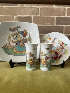 お値下げ　ローゼンタール　陶器製の絵柄付き皿とカップセットのサムネイル