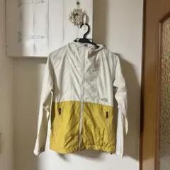THE NORTH FACE アウトドアジャケット ホワイト/イエロー