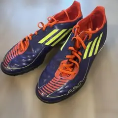 サッカートレーニングシューズ アディダス