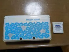 ドラゴンクエストデザイン ニンテンドー3DS本体＋ソフト