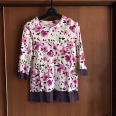 美品☆ライラック　花柄Tシャツ　日本製