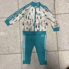adidas イラスト入り ジャージセットアップ