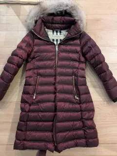 BURBERRY バーガンディ ダウンジャケットのサムネイル