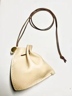 ハンドメイド　本革　巾着ネックレス　キーケース　マルチケース　クリームベージュ