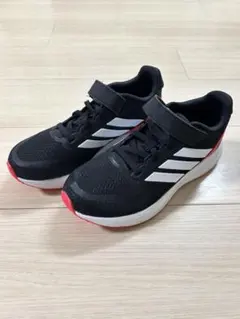 adidas コアファイト　キッズスニーカー 21cm