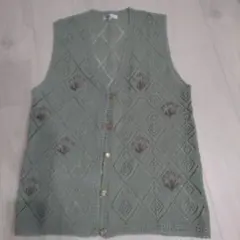 Venticello 刺繍入りニットベスト モスグリーン