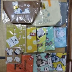 PEANUTS スヌーピー グッズ 非売品 食器 バッグ タオルなど22点セット PEANUTS スヌーピー グッズ 非売品 食器 バッグ タオルなど22点セット