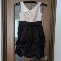 Alphabet's alphabet パーティードレス