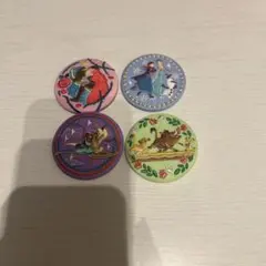 刺繍缶バッジ　ディズニー