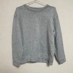 グレー クルーネック スウェット