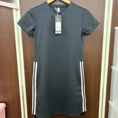 A5.adidas ツイストニットクルーネック半袖ワンピース インナーパンツ付き