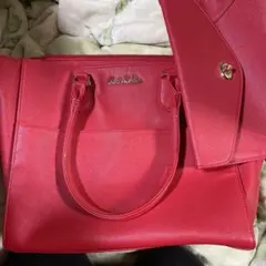 赤 合成皮革 トートバッグ ロゴ入り　CECIL McBEE