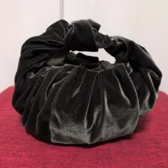 【HELOYSE】別注 ベロアcroissant shantung bagのサムネイル