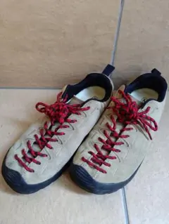 KEEN ベージュ スニーカー　26.5　ジャスパー