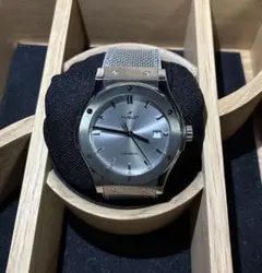 超美品 HUBLOT クラシックフュージョン エッセンシャルグレー 40mmのサムネイル