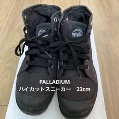 PALLADIUM ブラック ハイカットスニーカーのサムネイル