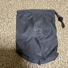 UNIQLO ULTRA LIGHT DOWN 収納袋