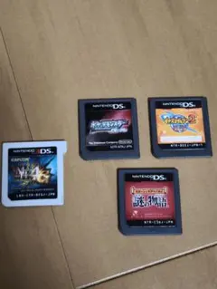 ニンテンドーDS・3DS 4個セット ポケモン、モンハンなど