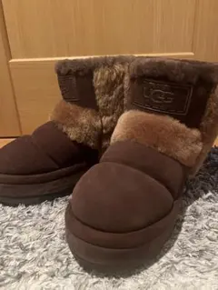 2026年最新】UGG CLASSIC chillapeakの人気アイテム - メルカリ