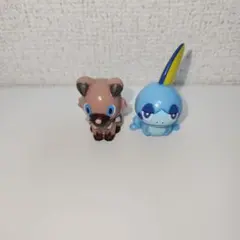 ポケモン　メッソン　イワンコ　ミニフィギュア　2個セット