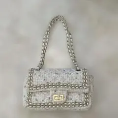 Item thumbnail for item 731f112f-d819-4065-b2c5-b40c3c2b9bd4