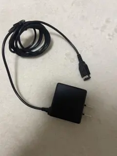 初代DS 充電器　ACアダプター