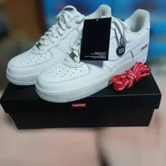 Supreme Nike Air Force 1 Low White早い者勝ち。