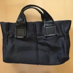 カワカワ　折りじわあり　黒　wetトートバッグ　トートバッグのサムネイル