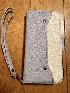 スマホケース　手帳型