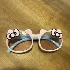 Hello Kitty ハローキティ キッズ用 サングラス　ピンク　サンリオのサムネイル