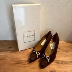 NINA RICCI ニナリッチ スエード アーモンドトゥ パンプス 35のサムネイル