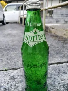 Sprite 1L 空き瓶 レトロ ガラスボトルのサムネイル